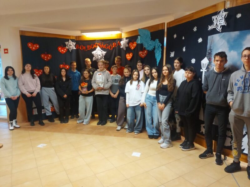 Sok kicsi sokra megy Sok kicsi sokra megy