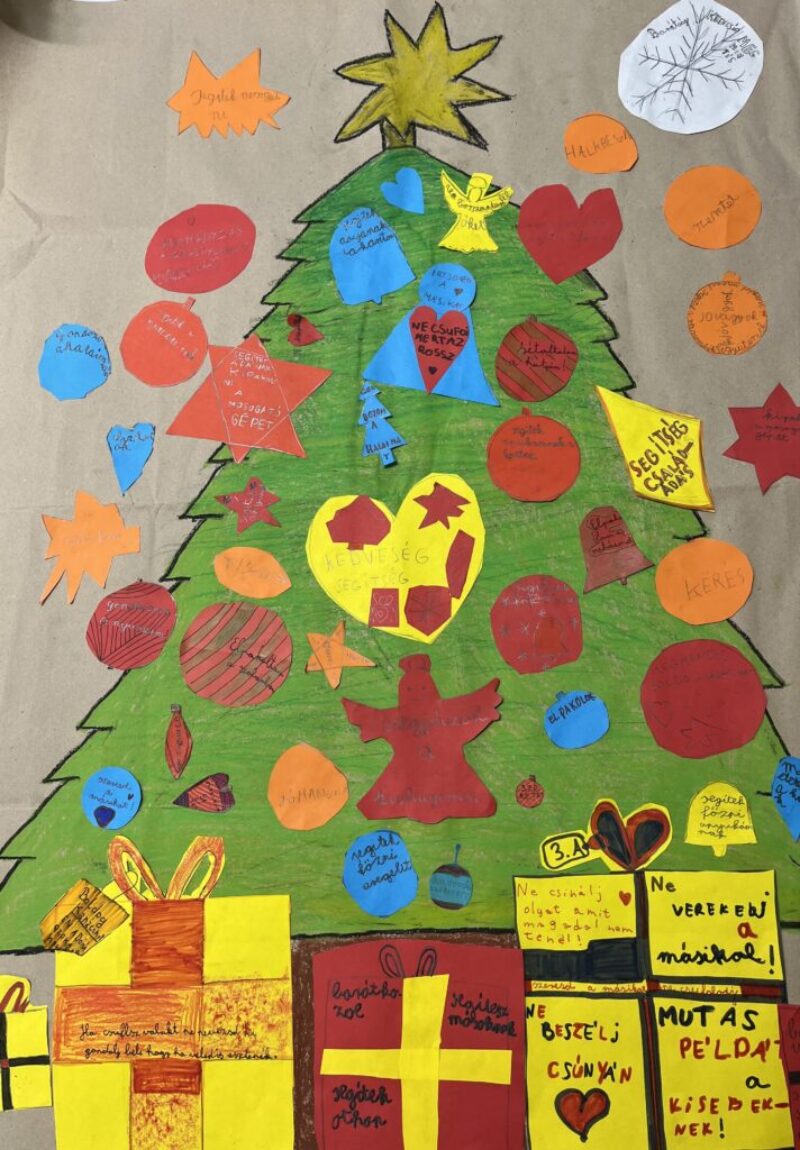 A mi karácsonyfánk A mi karácsonyfánk