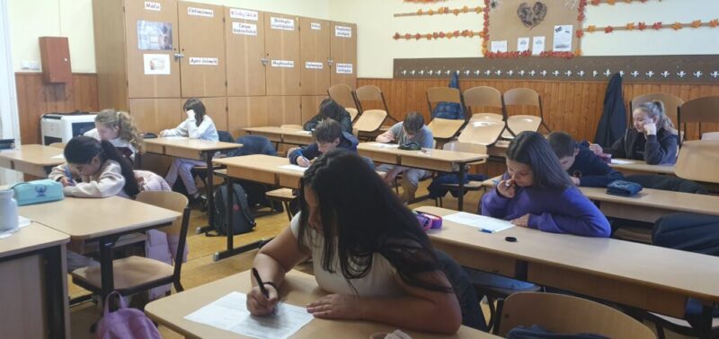 Kapcsolathálók tükrében! Kapcsolathálók tükrében!