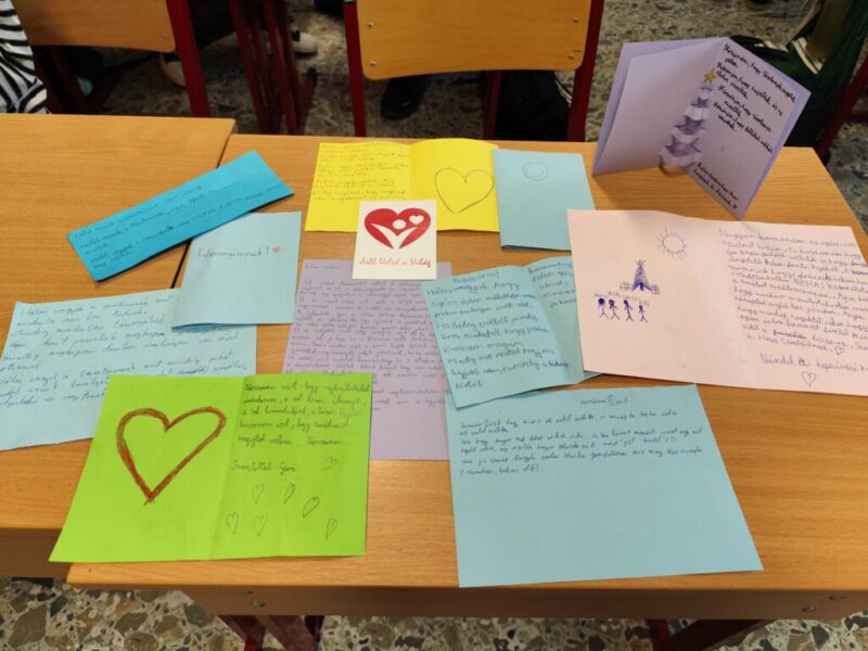 Jobb adni, mint kapni! Jobb adni, mint kapni!