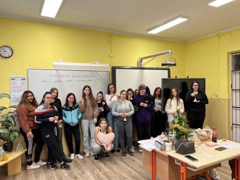 Boldogító jó cselekedetek Boldogító jó cselekedetek