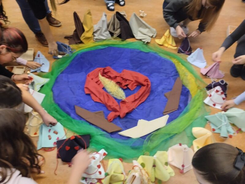 Boldogító jó cselekedetek a Kollégiumunkban Boldogító jó cselekedetek a Kollégiumunkban