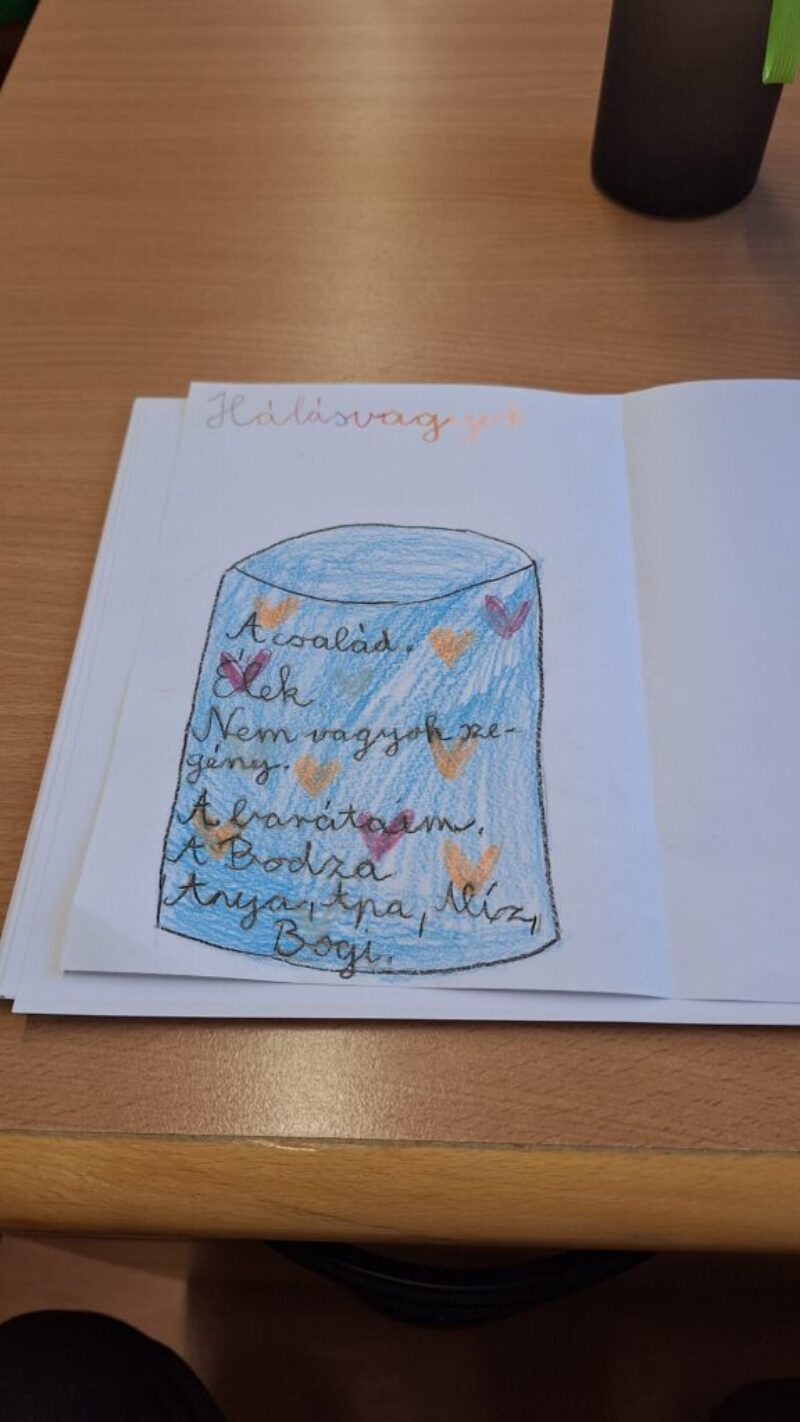 A Hála, mint egy pohár víz A Hála, mint egy pohár víz