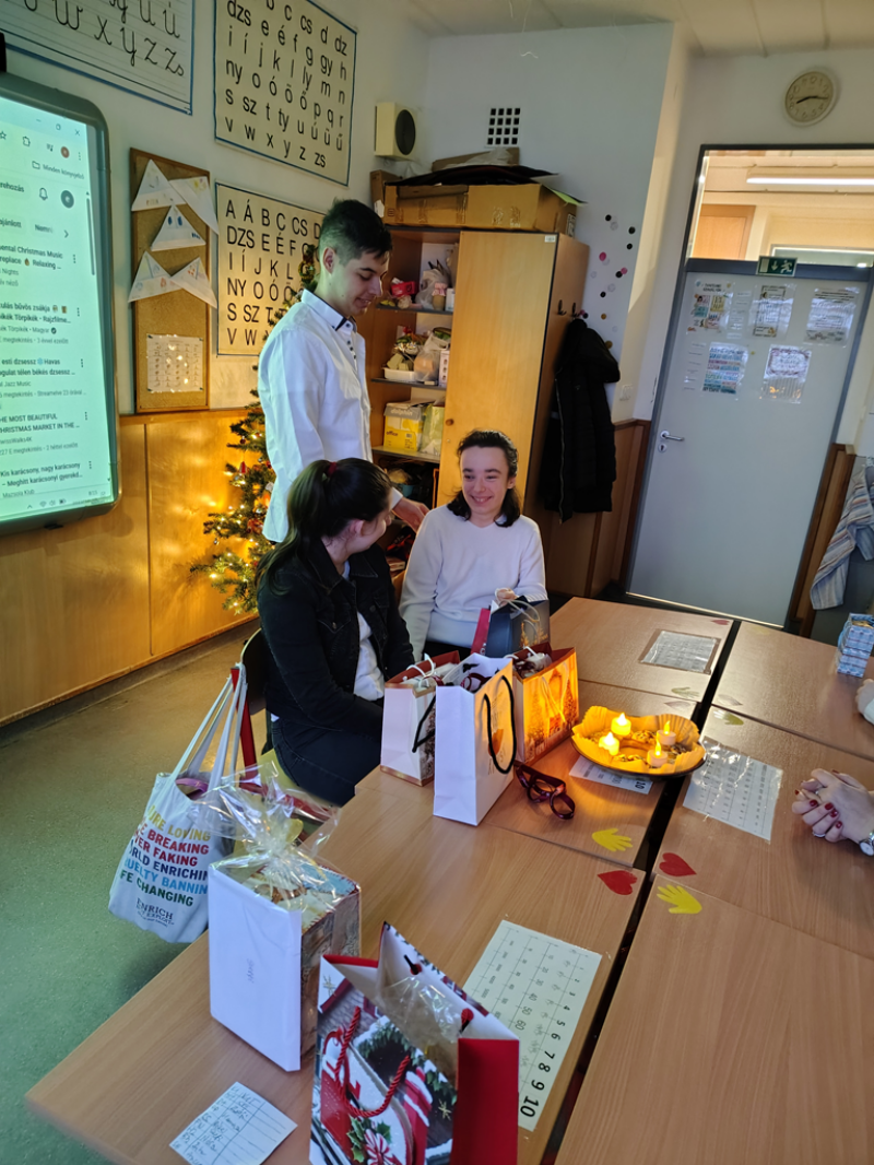 IMG_20251219_081557626_HDR.png IMG_20251219_081557626_HDR.png