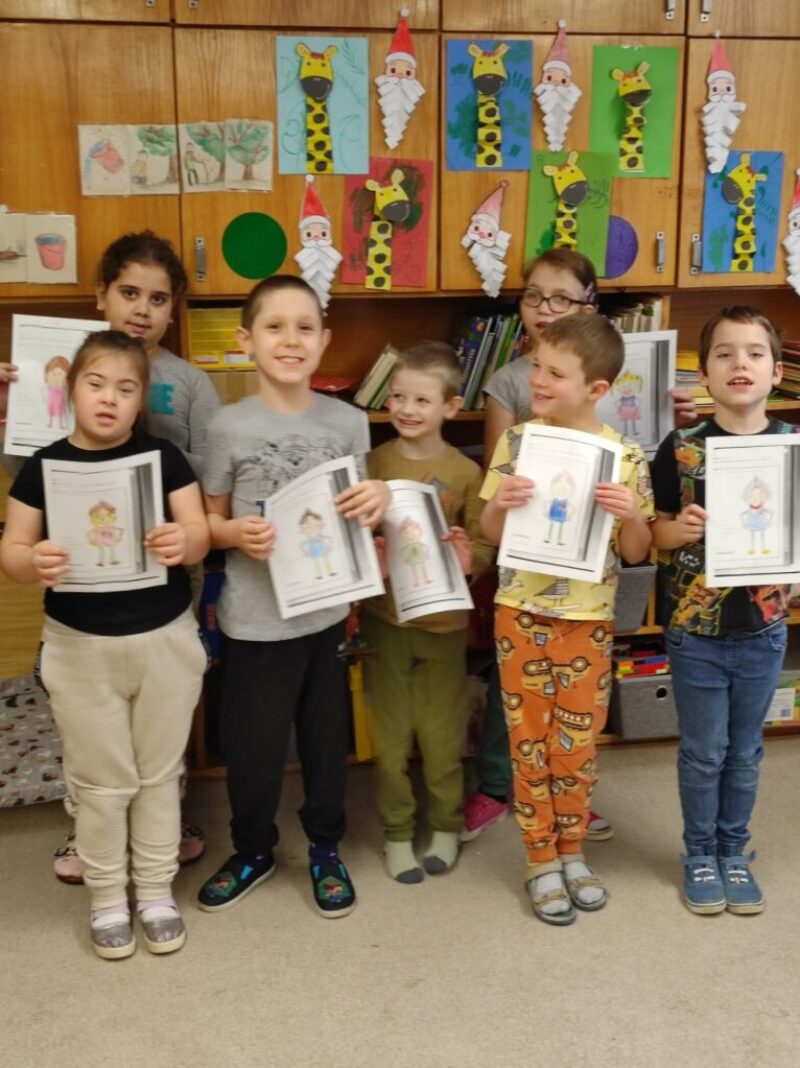 Jo-cselekedet-emberkek.jpg Jo-cselekedet-emberkek.jpg