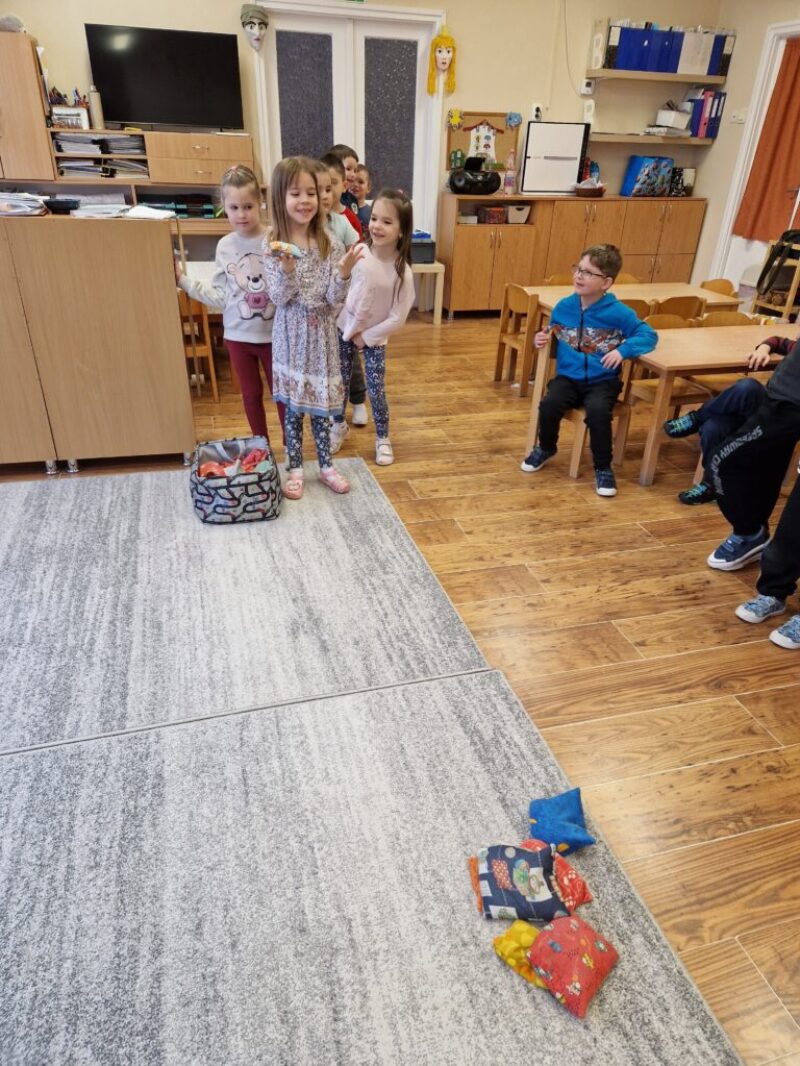 Elérem a célom! Elérem a célom!