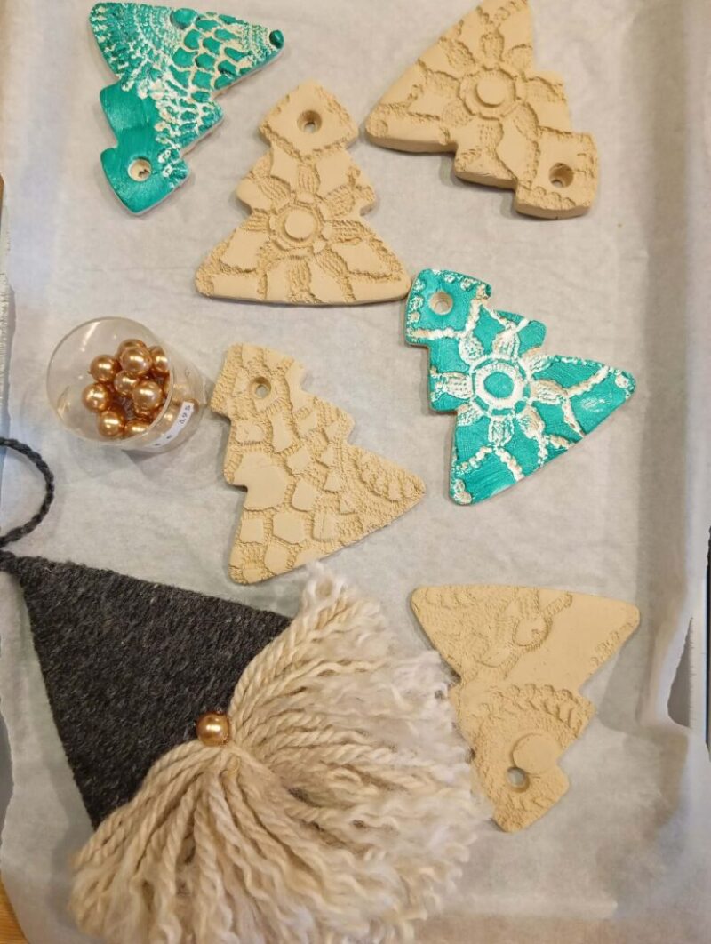 Decemberi jó cselekedetek Decemberi jó cselekedetek