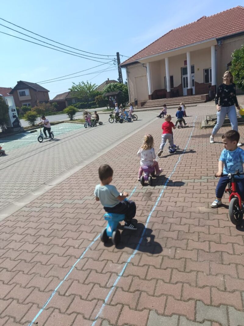 Autómentes világnap